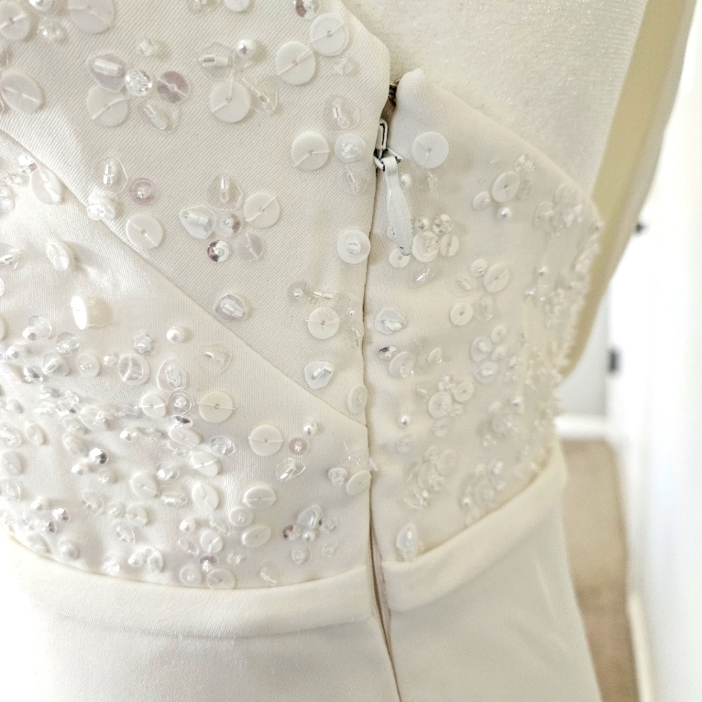 Sachin & Babi "Gabriella" Embellished Plunge V-Neck Crepe Bridal Gown Size 0 - Picture 7 of 16